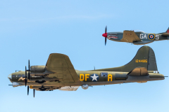 B-17G 'Flying Fortress' with P-51D 'Mustang'