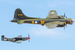 B-17G 'Flying Fortress' with P-51D 'Mustang'