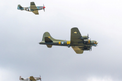 Boeing B-17G 'Flying Fortress' and 2x P-51D 'Mustang'