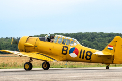 North American Harvard (B-118)