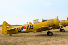 North American Harvard (B-118)