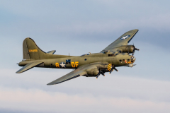 Boeing B-17G 'Flying Fortress' "Sally B"