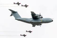 The Blades and Spanish Airbus A400M 'Atlas'